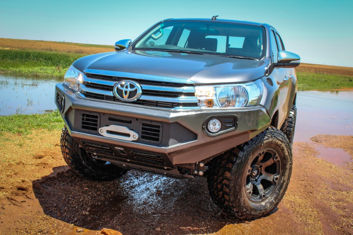 RXT Bull Bar (Revo)