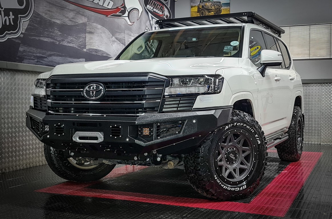 RXT Bullbar (300 Series)